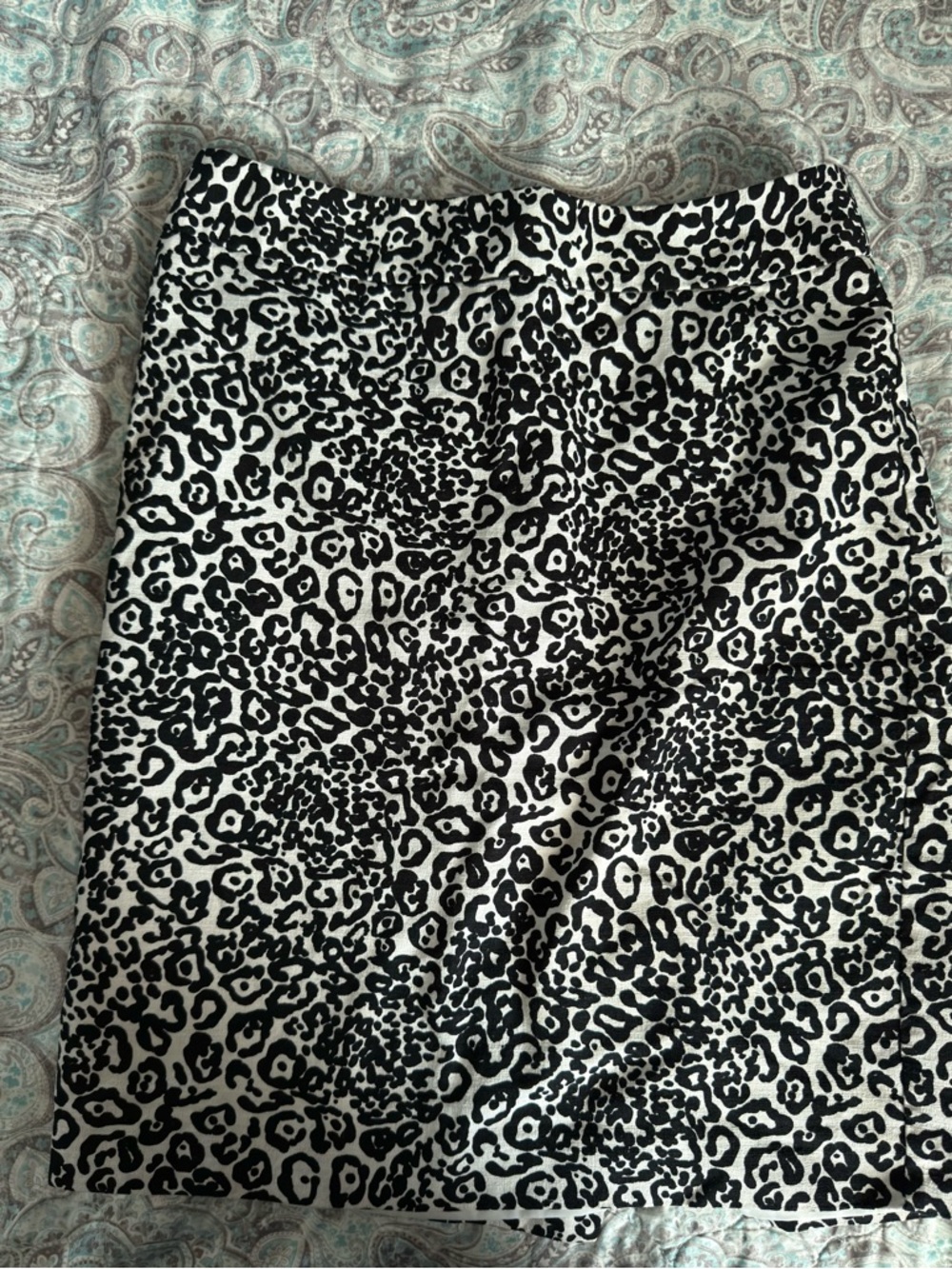 Ann Taylor Black and White Leopard-Print Pencil Skirt